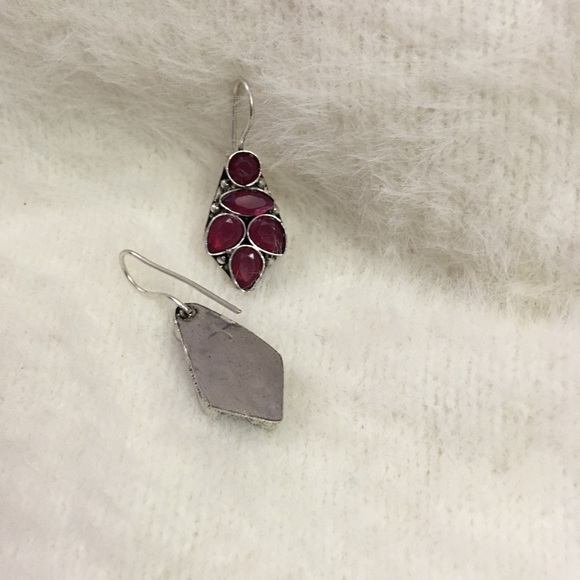 ⚡️ silver alike ruby drop earrings - Picture 3 of 4